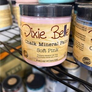 Dixie Belle Soft Pink Chalk Mineral Paint